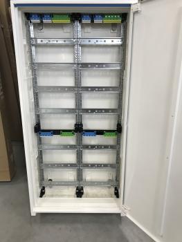 Hager Verteilerschrank mit 2x Verteiler ZU37KS, ZB32S
